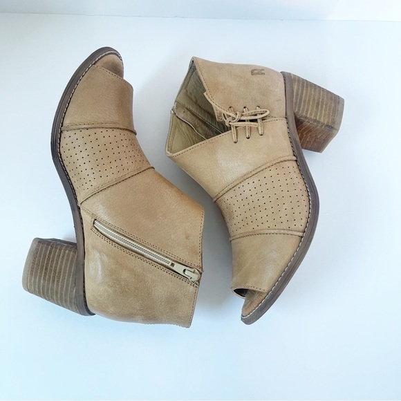 Roan by Bed Stu Katherine Bootie - Picture 5 of 9